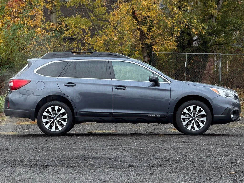 Used 2016 Carbide Gray Metallic Subaru 3.6R image 8