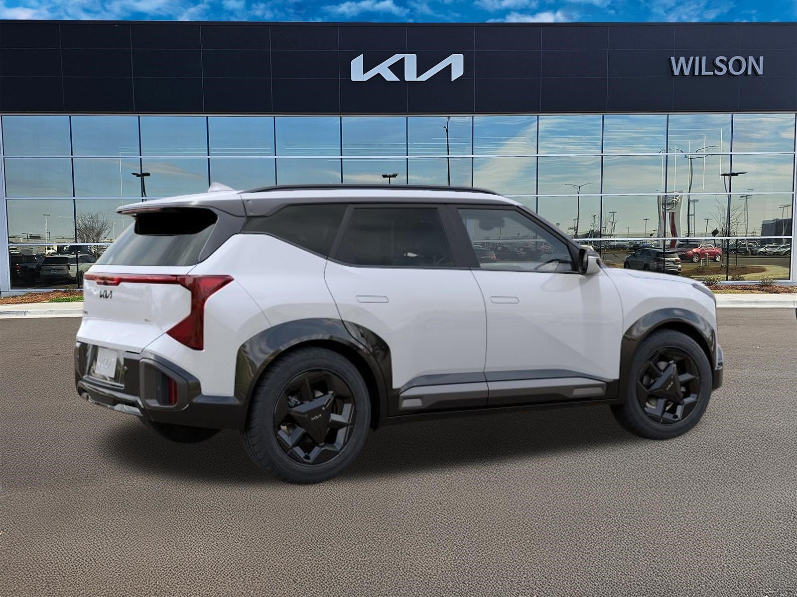 New 2027 Snow White Pearl Kia X-Line S image 6