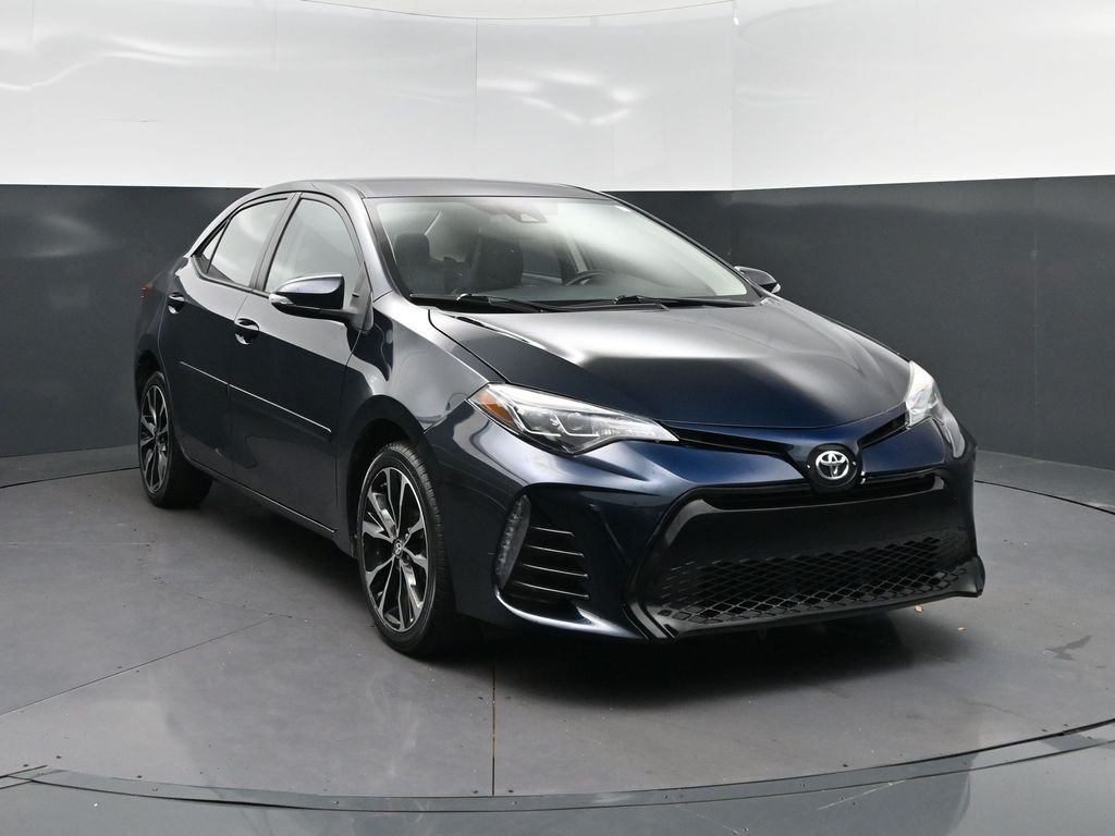 Used 2018 Blue Toyota SE image 9