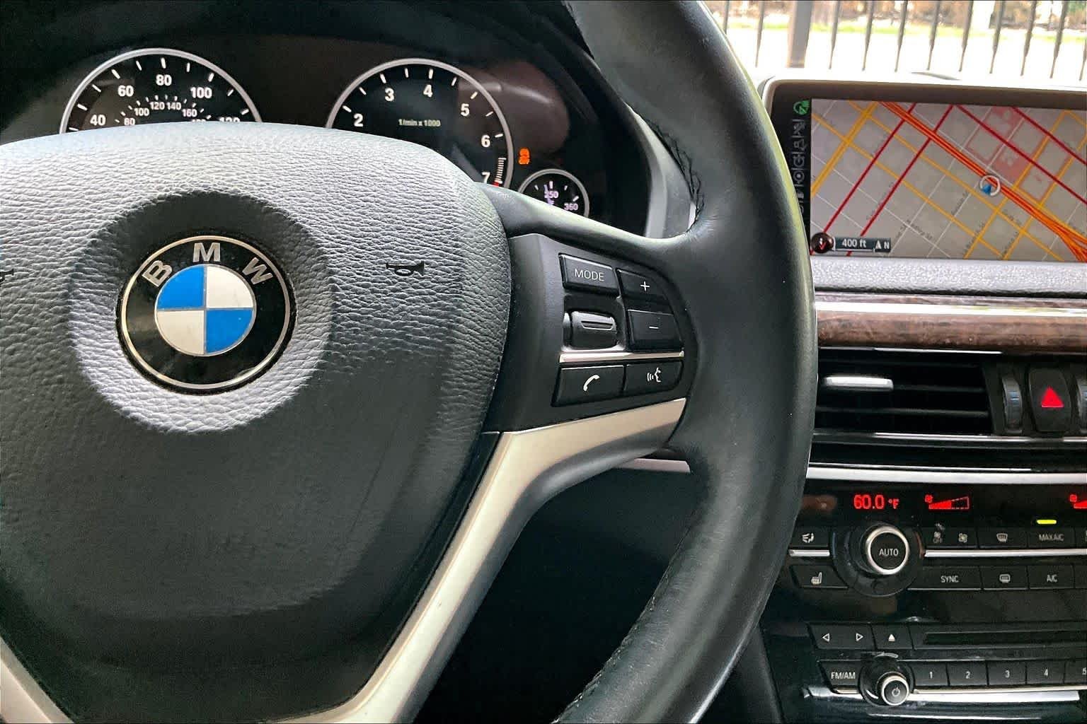 Used 2015 Imperial Blue Metallic BMW sDrive35i image 24