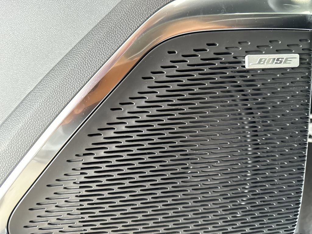 2026 GMC Acadia Denali - Photo 12