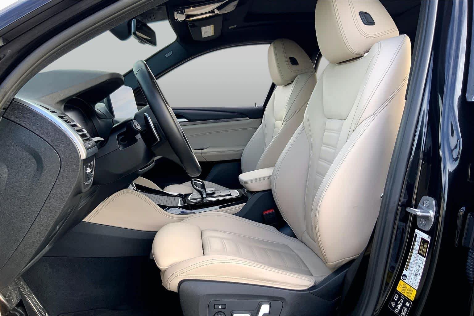 Used 2022 Black Sapphire Metallic BMW xDrive30i image 8