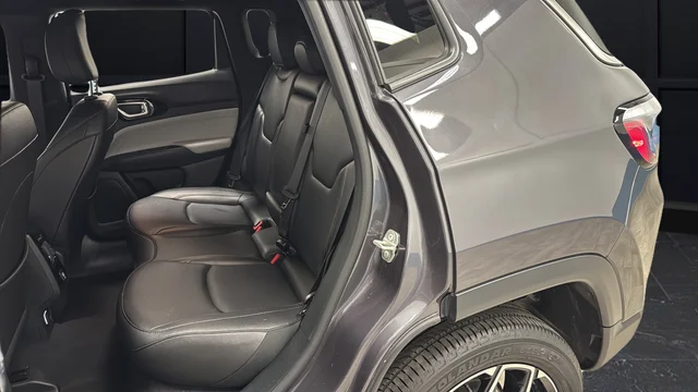 Used 2024 Gray Metallic Jeep Limited image 22