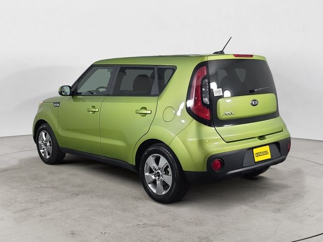 Used 2018 Green Kia Base image 7
