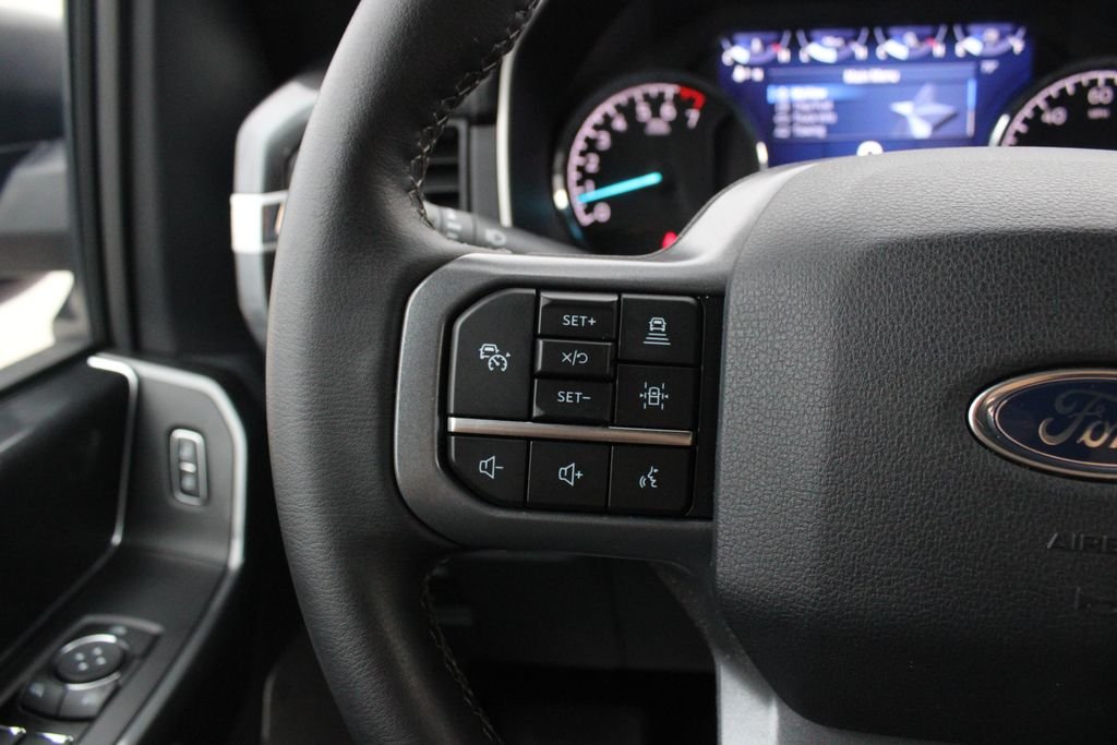Used 2023 Red Ford XLT image 12