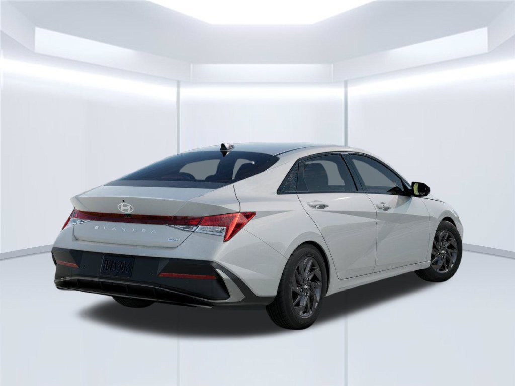 New 2026 White Hyundai Blue image 4
