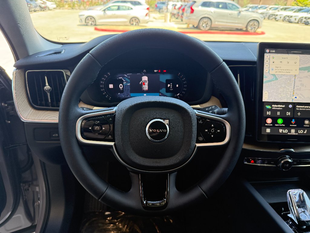 New 2026 Aurora Silver Volvo Plus image 14