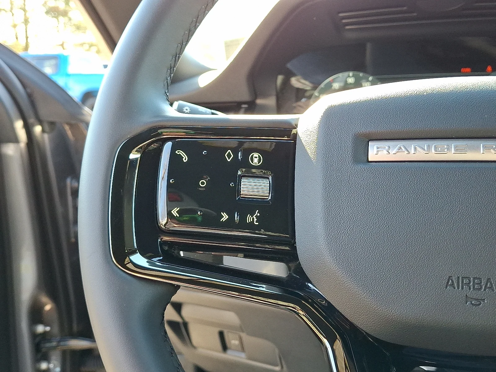 2026 Land Rover Range Rover Evoque Dynamic SE - Photo 21