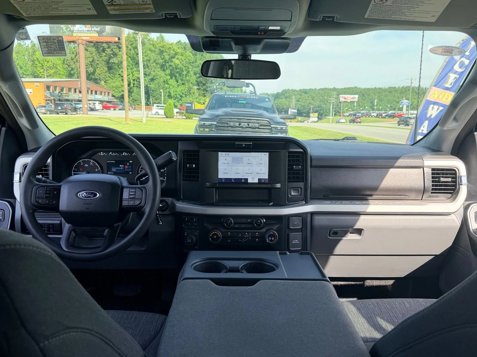 Used 2026 Oxford White Ford XLT image 18