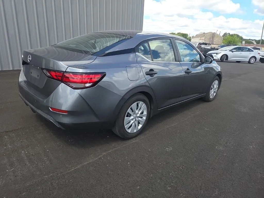 Used 2025 Gray Nissan S image 12