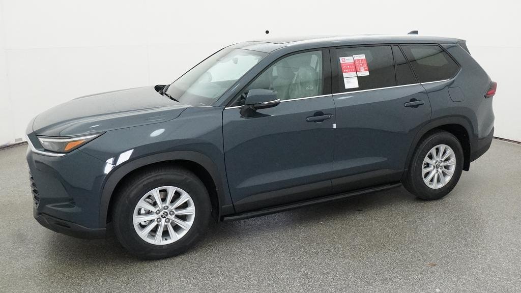 New 2026 Storm Cloud Toyota XLE image 5