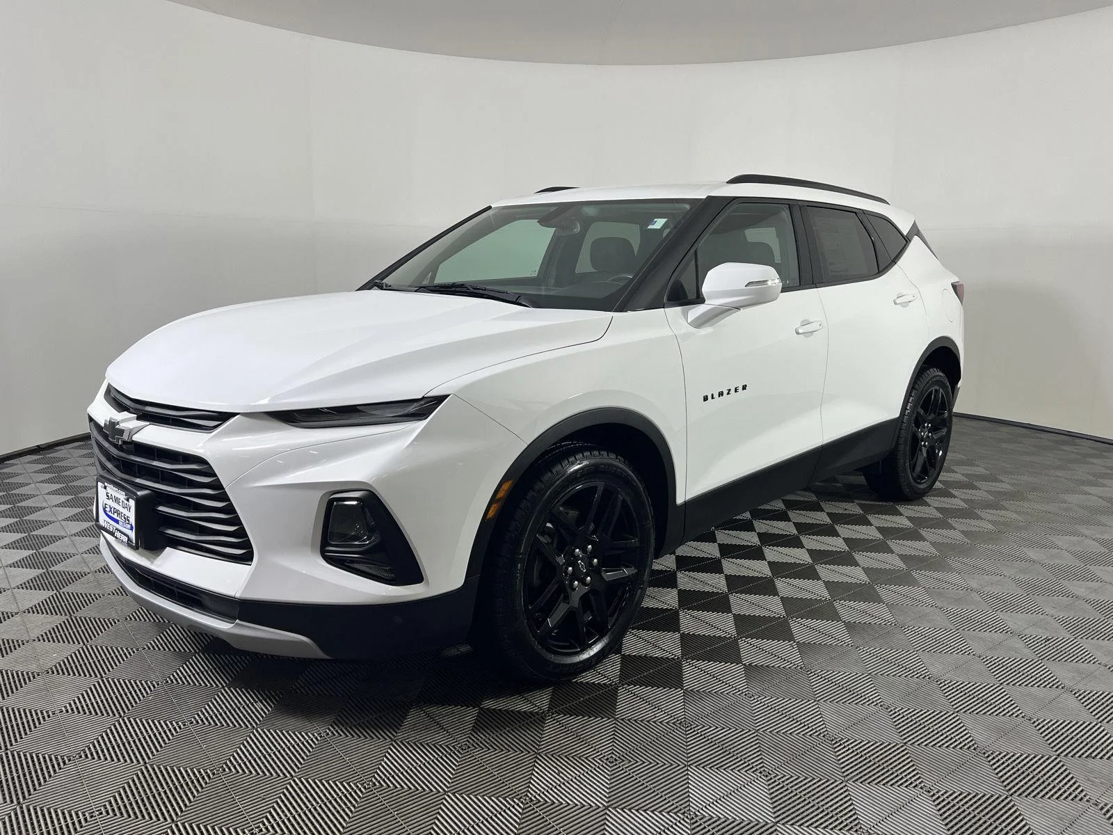 Used 2020 Summit White Chevrolet LT image 7