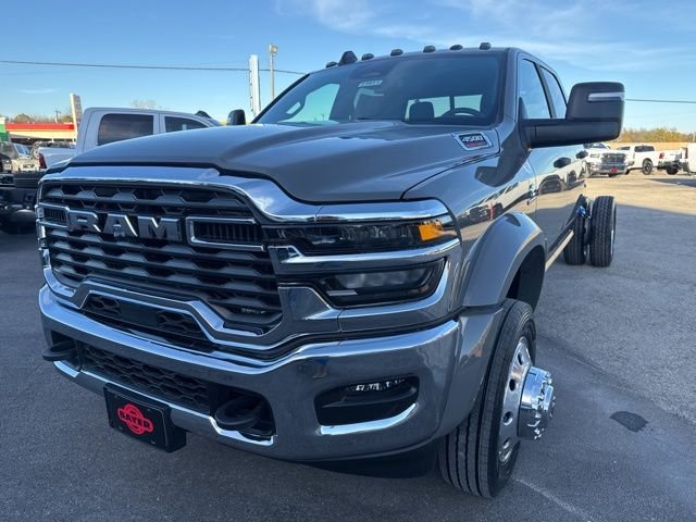 New 2026 Ceramic Gray Clear-Coat Exterior Paint RAM BIG HORN image 17