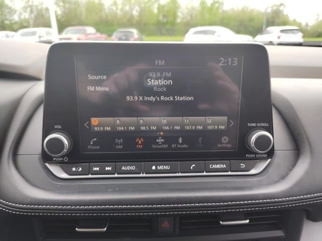 Used 2023 White Nissan SV image 17