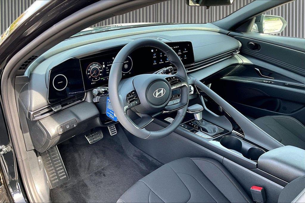 New 2026 Abyss Black Hyundai SEL Sport image 7