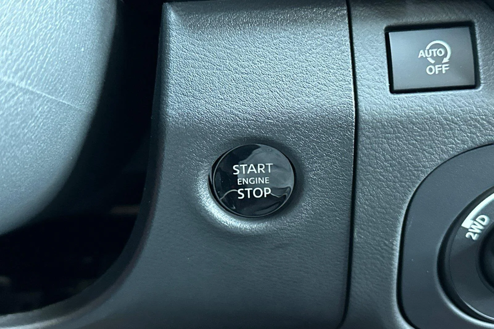 New 2027 Boulder Gray Pearl Nissan Crew Cab PRO-4X® image 21