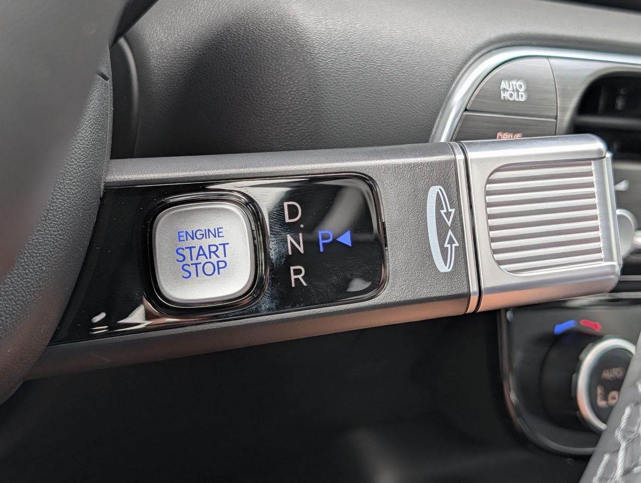 New 2026 Abyss Black Pearl Hyundai SEL Premium 7P image 14
