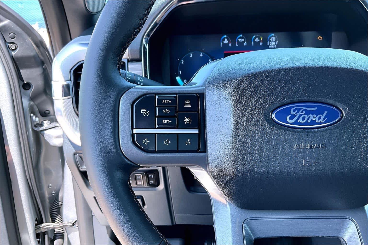 Used 2026 Iconic Silver Ford LARIAT image 23