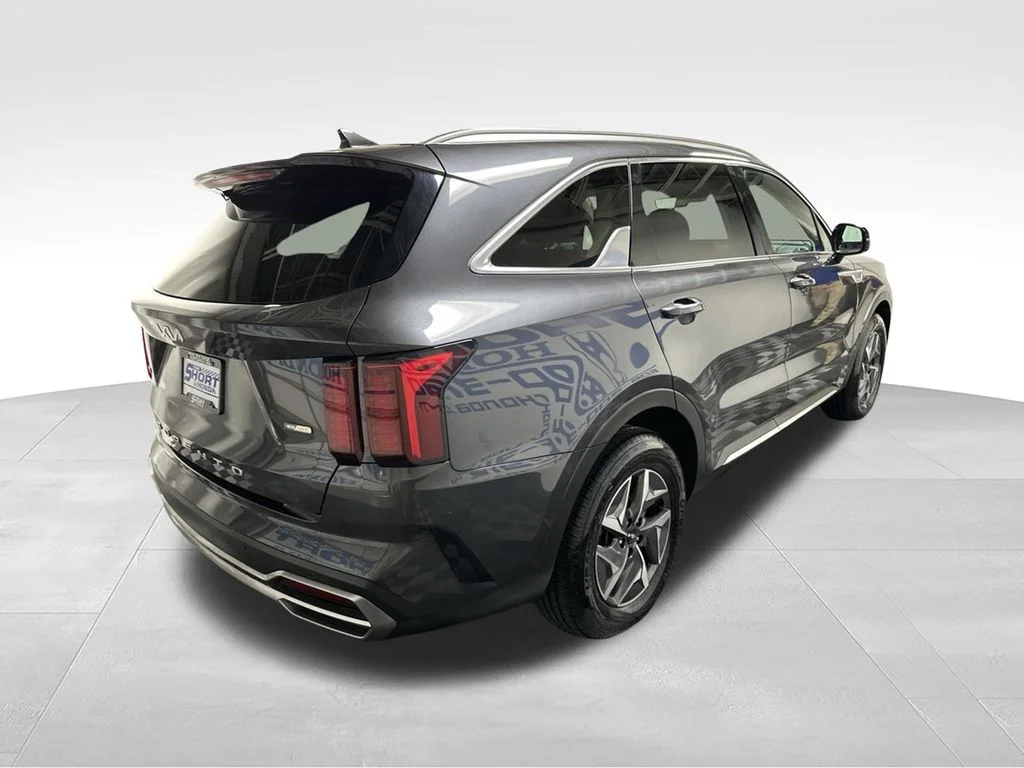 Used 2022 Gray Kia S image 4