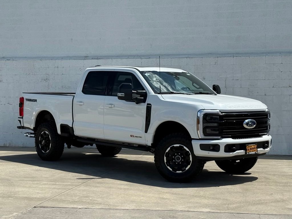New 2026 Star White Metallic Tri-Coat Ford F-250® Platinum® image 1