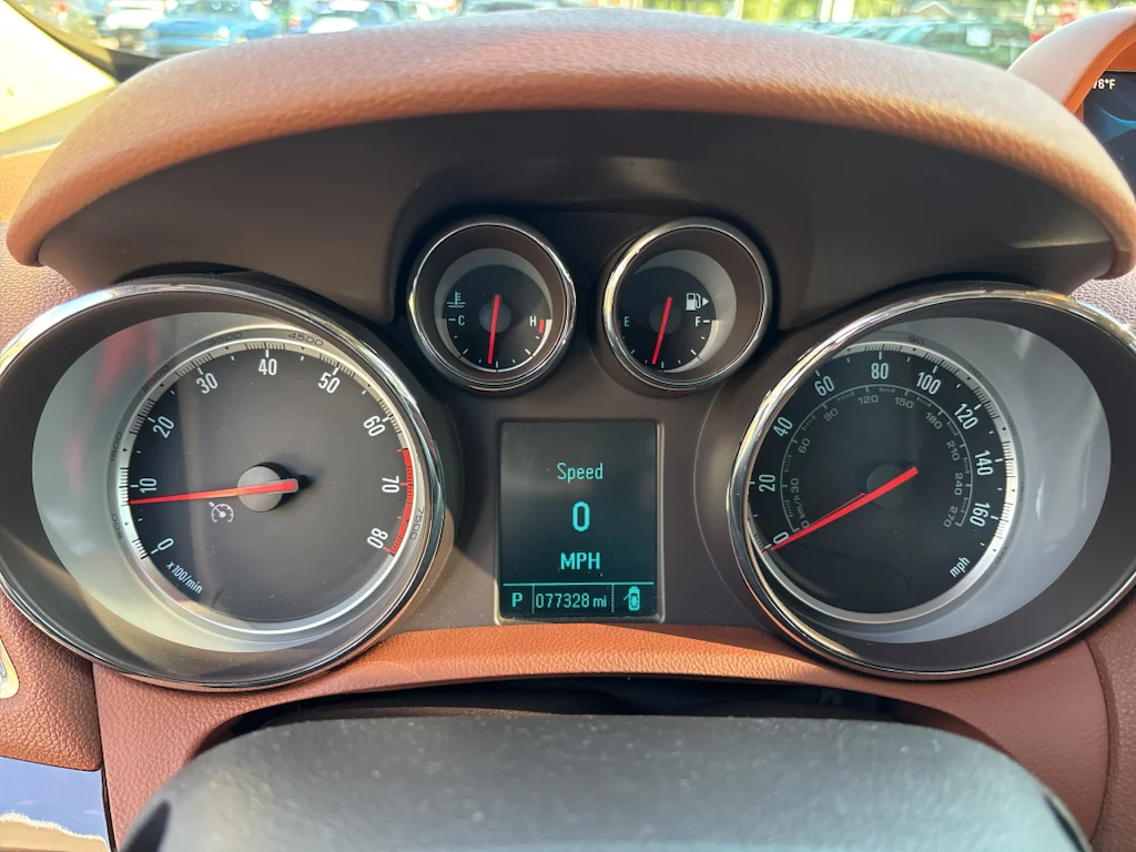 Used 2015 White Pearl Tri-Coat Buick Premium image 6