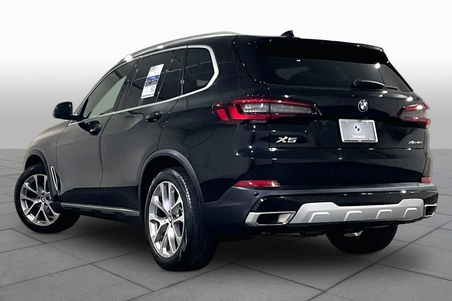 Used 2022 Jet Black BMW xDrive40i image 11
