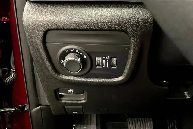 2025 Jeep Grand Cherokee Altitude - Photo 35