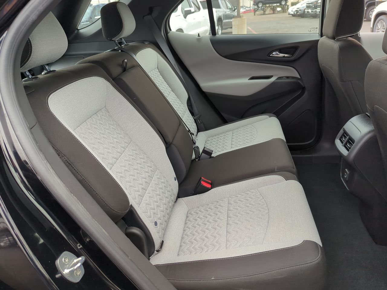 2023 Chevrolet Equinox LS - Photo 26