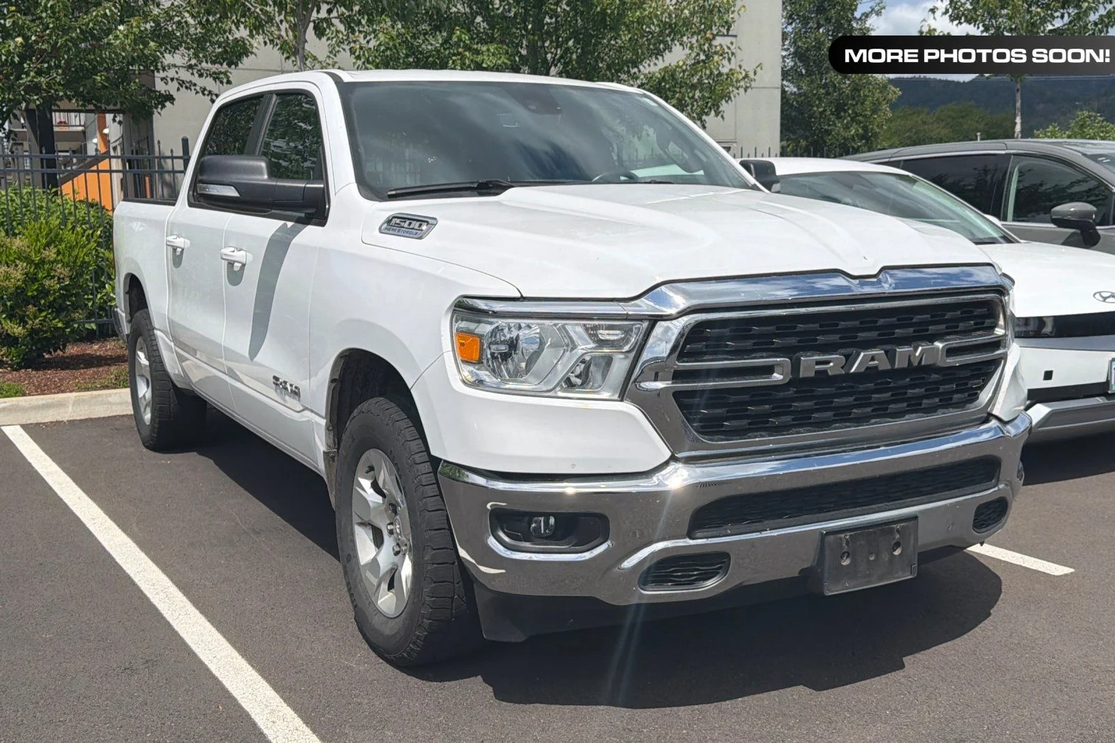 2022 RAM 1500 Big Horn/Lone Star 4x4 Crew Cab 5'7's photo
