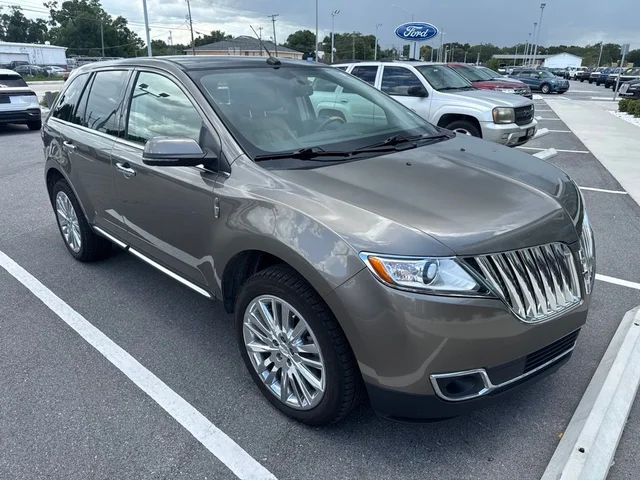 2012 Lincoln MKX Base