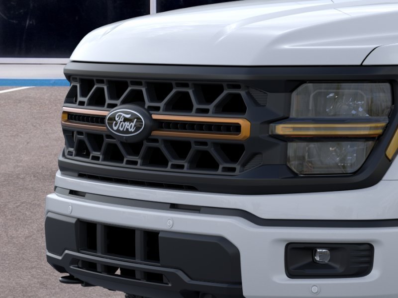New 2026 Oxford White Ford Tremor® image 37