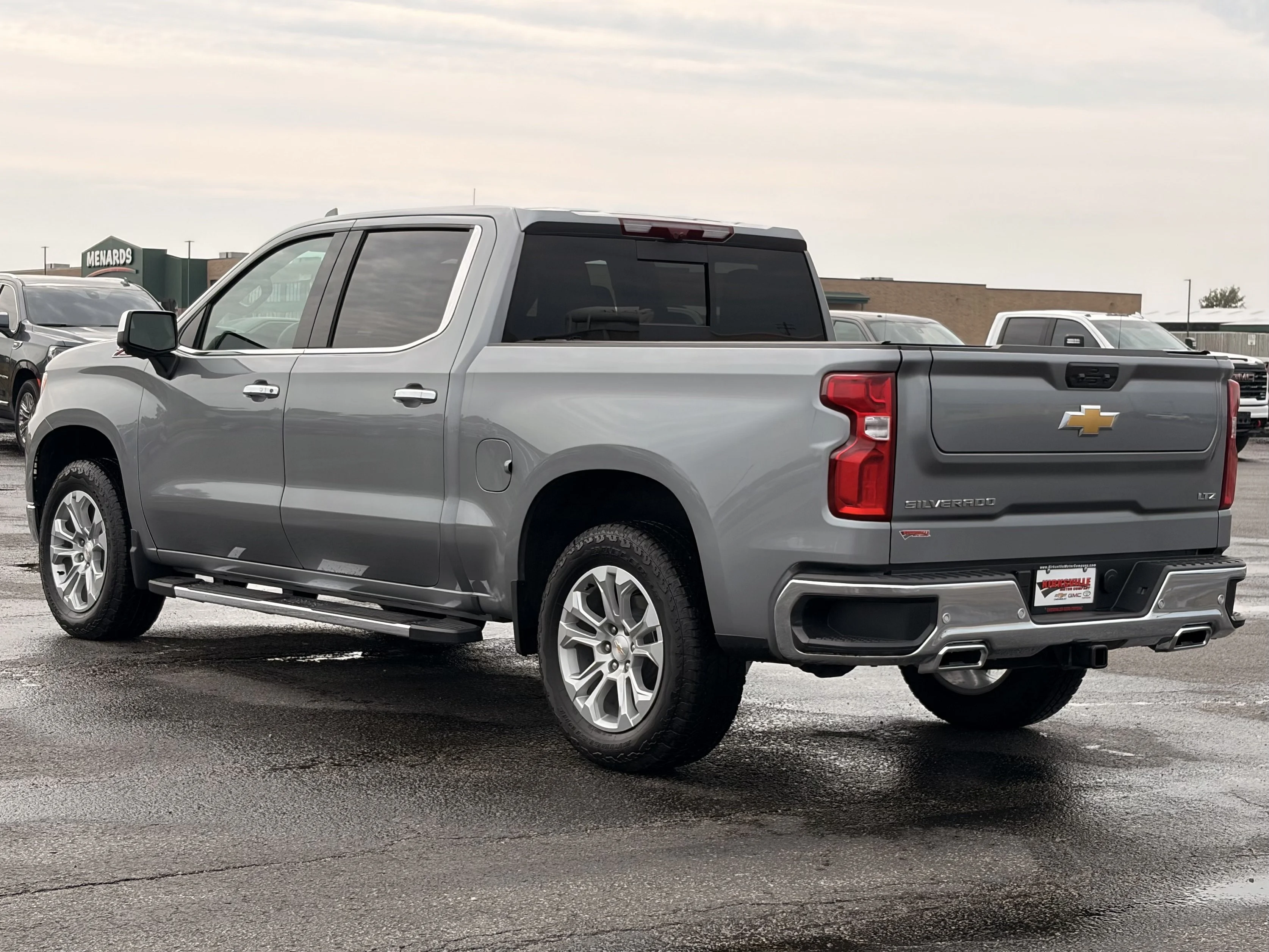 2026 Chevrolet Silverado 1500 LTZ - Photo 7