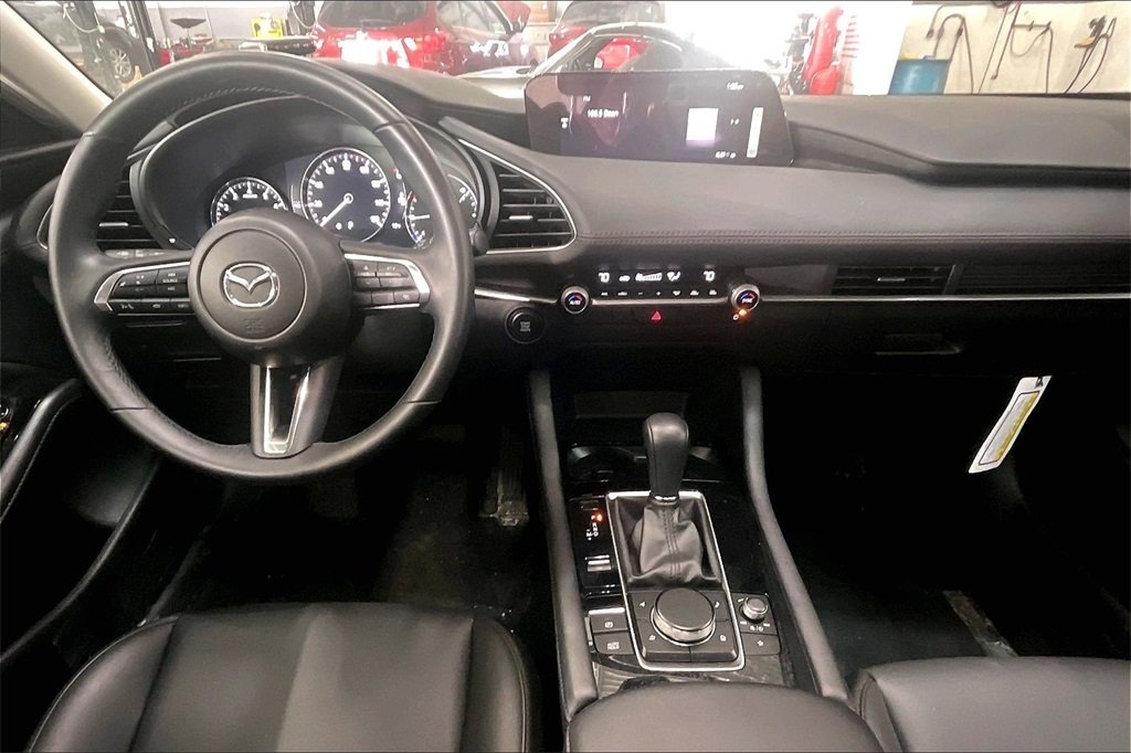 2025 MAZDA MAZDA3 - Image 14