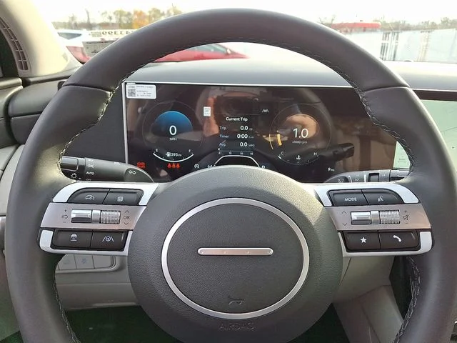 New 2025 Black Hyundai SEL Convenience image 15
