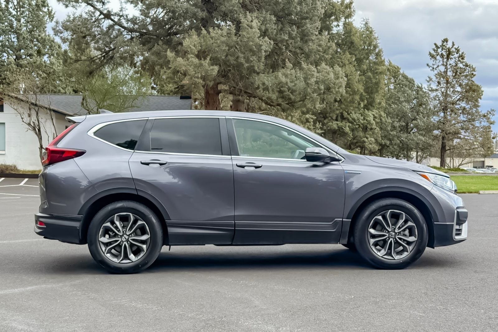 Used 2022  Honda EX image 3
