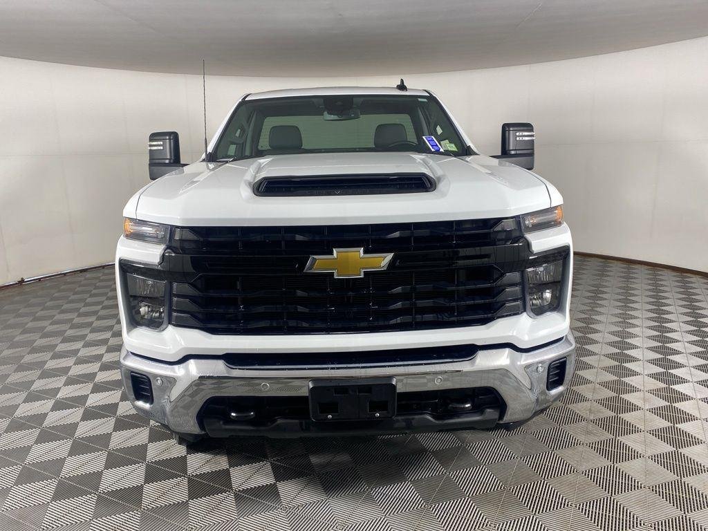 Used 2025 Summit White Chevrolet Work Truck image 2