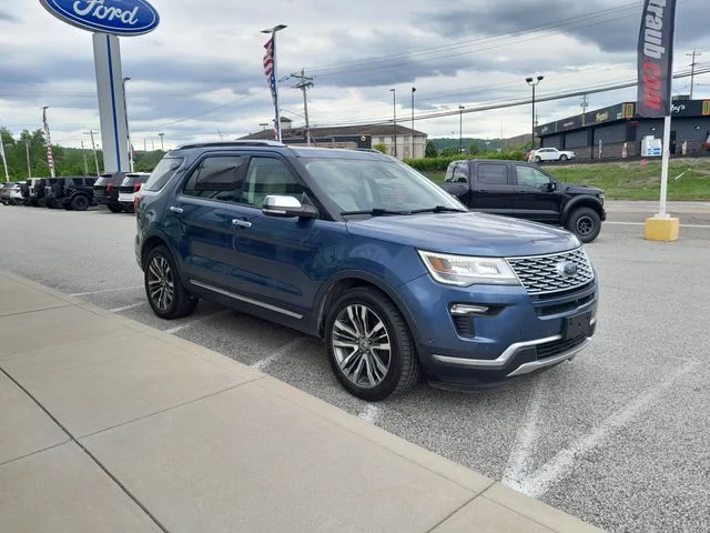 Used 2018 Blue Ford Platinum image 2