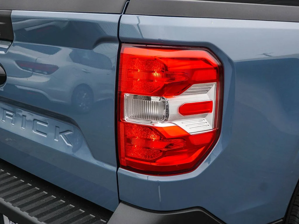 New 2026 Gray Ford XLT image 7