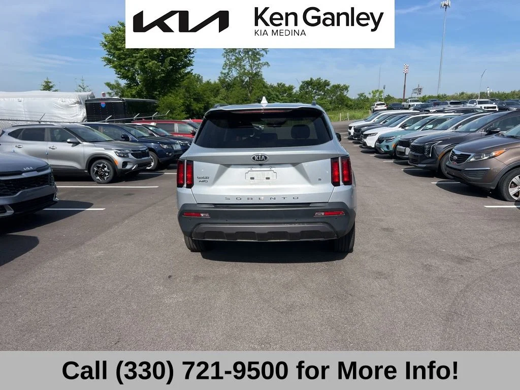 Certified Used 2021 Silver Kia S image 7