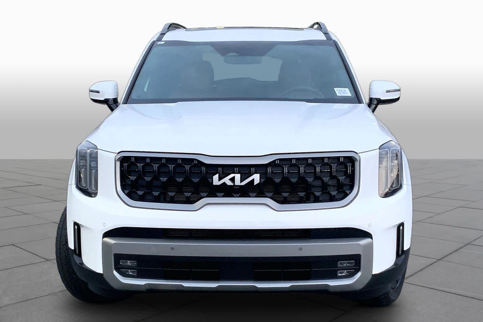 Used 2023 Glacial White Pearl Kia SX Prestige X-Pro image 4