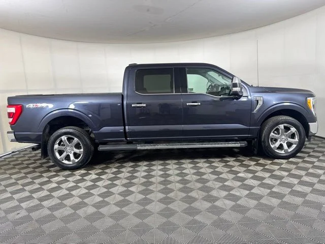 Certified Used 2021 Smoked Quartz Metallic Tinted Clearcoat Ford Lariat image 2