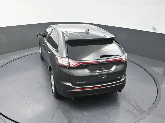 Used 2017 Gray Ford SE image 27