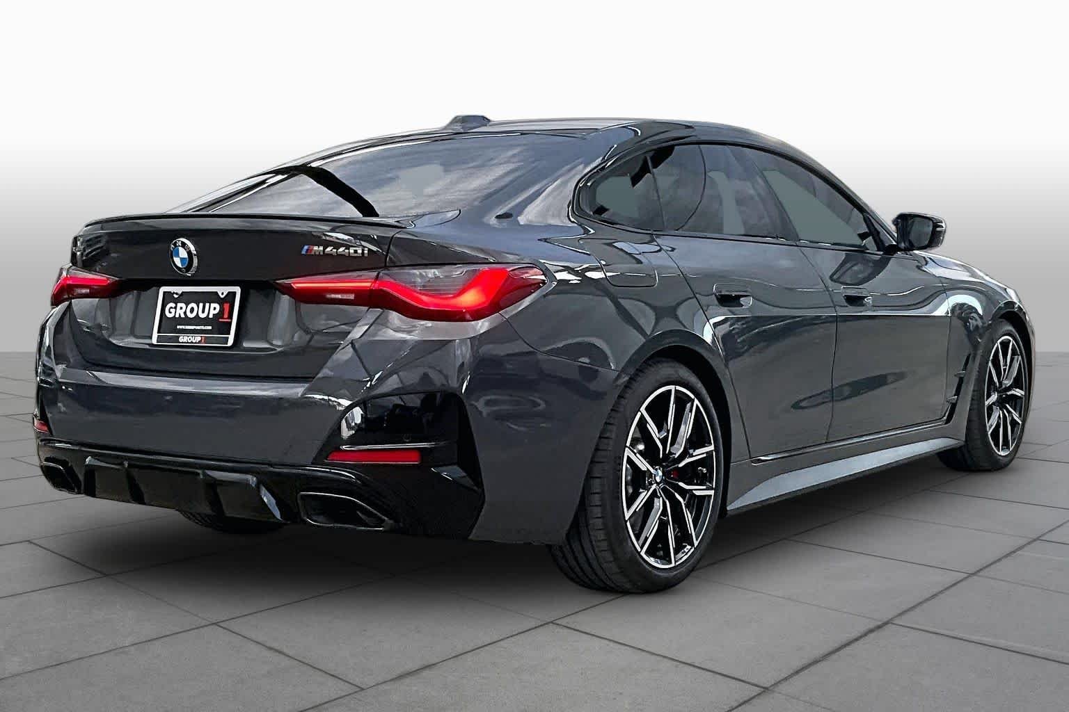 Used 2022 Dravit Gray Metallic BMW M440i xDrive image 13