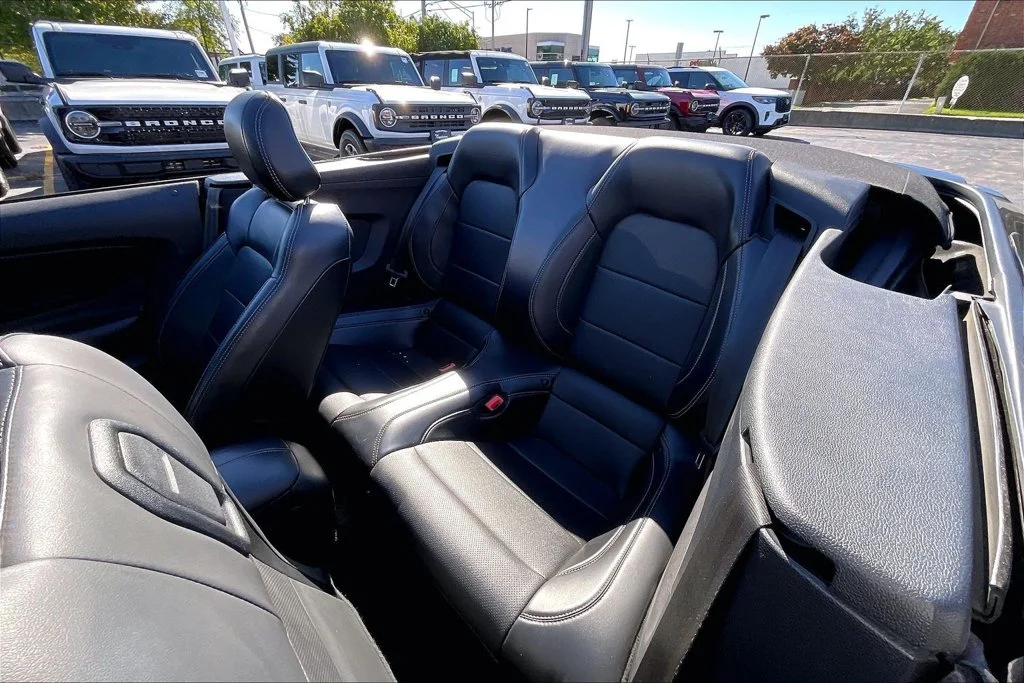 Used 2020 Shadow Black Ford GT Premium image 25