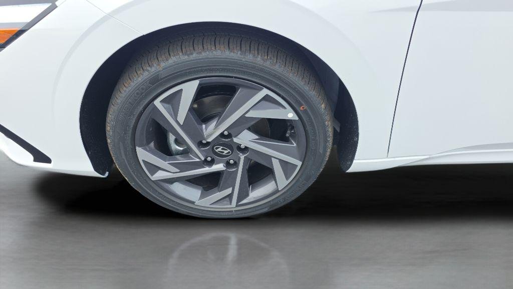 New 2026 White Hyundai Limited image 28