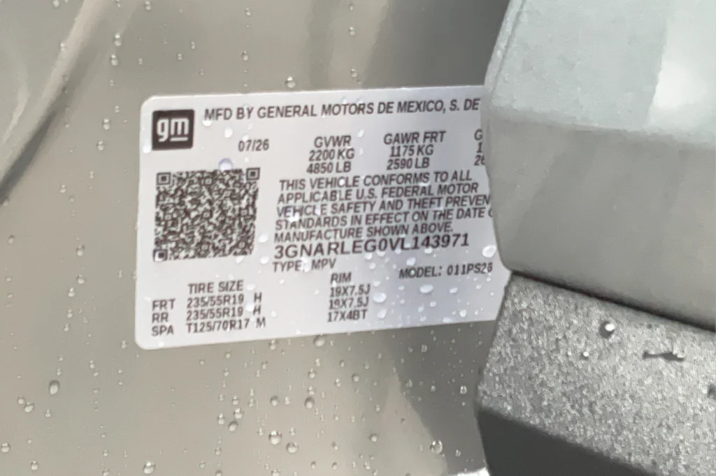 New 2027 Sterling Gray Metallic Chevrolet RS image 22