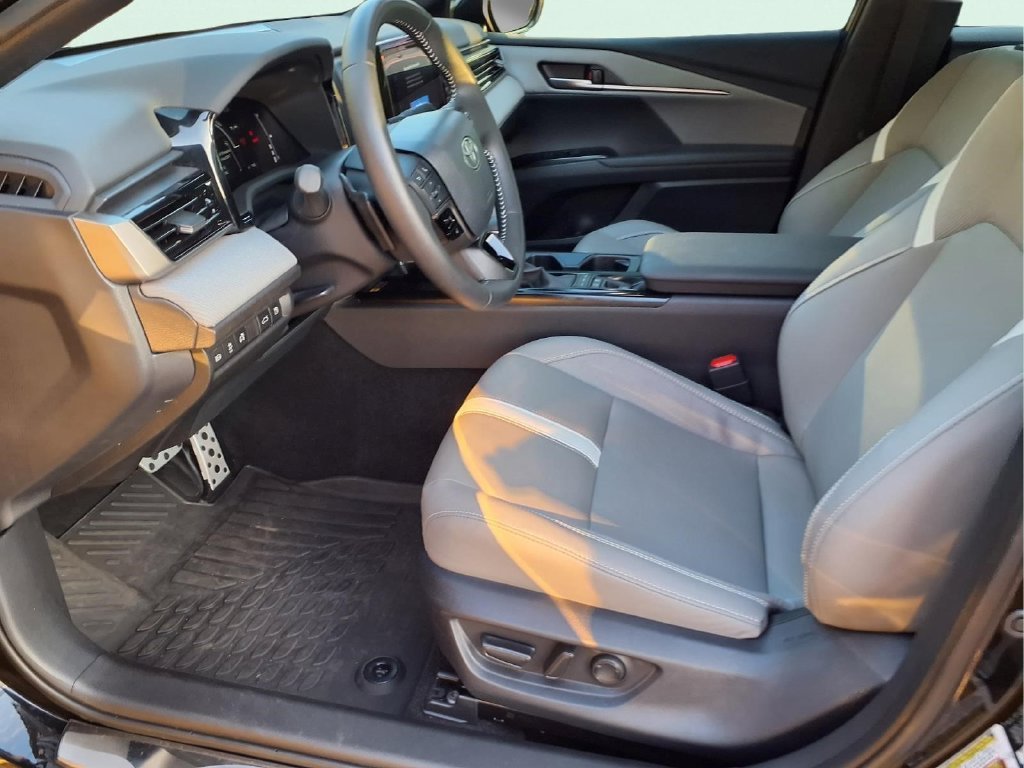 Used 2025 Black Toyota SE image 17
