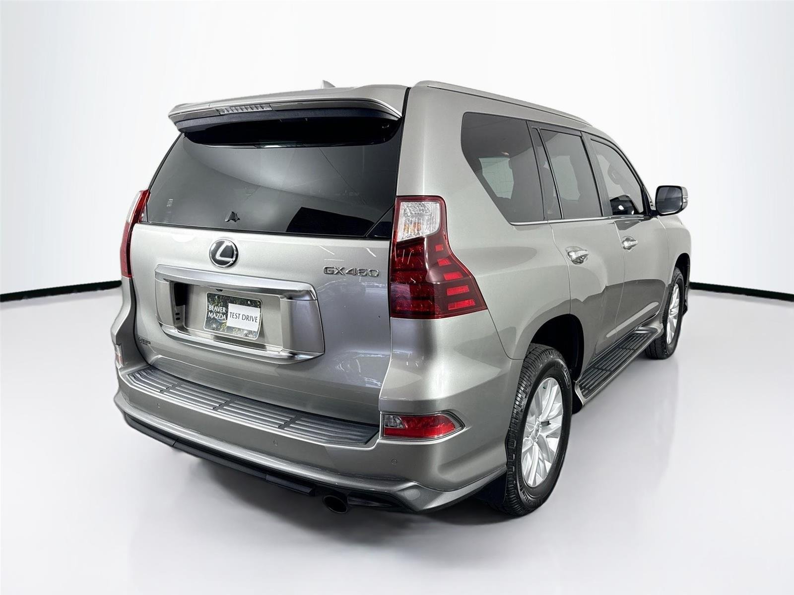 Used 2021 Atomic Silver Lexus GX 460 Premium image 2