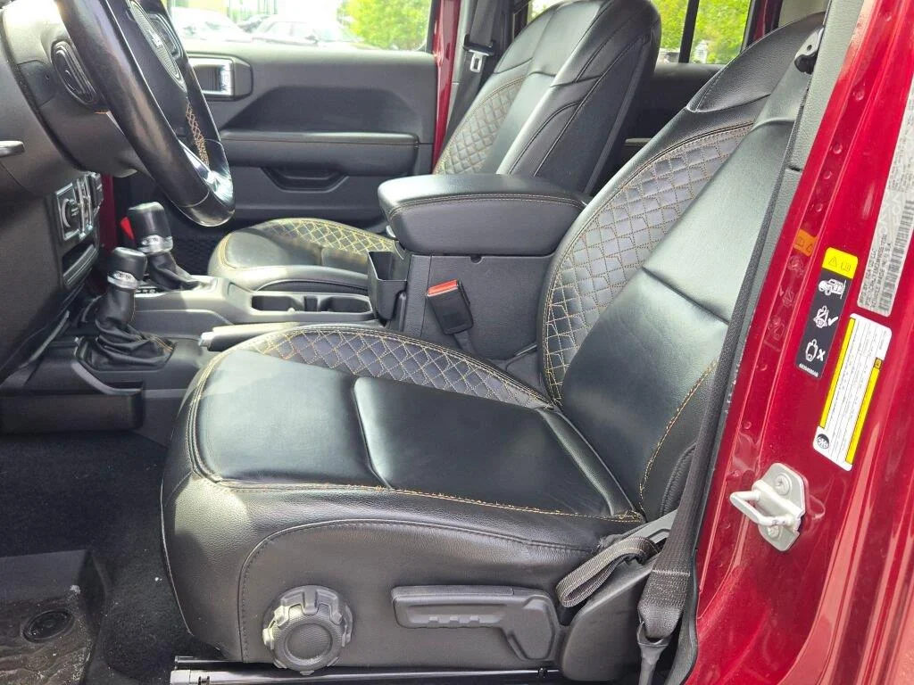 Used 2021  Jeep Unlimited Sahara High Altitude image 24