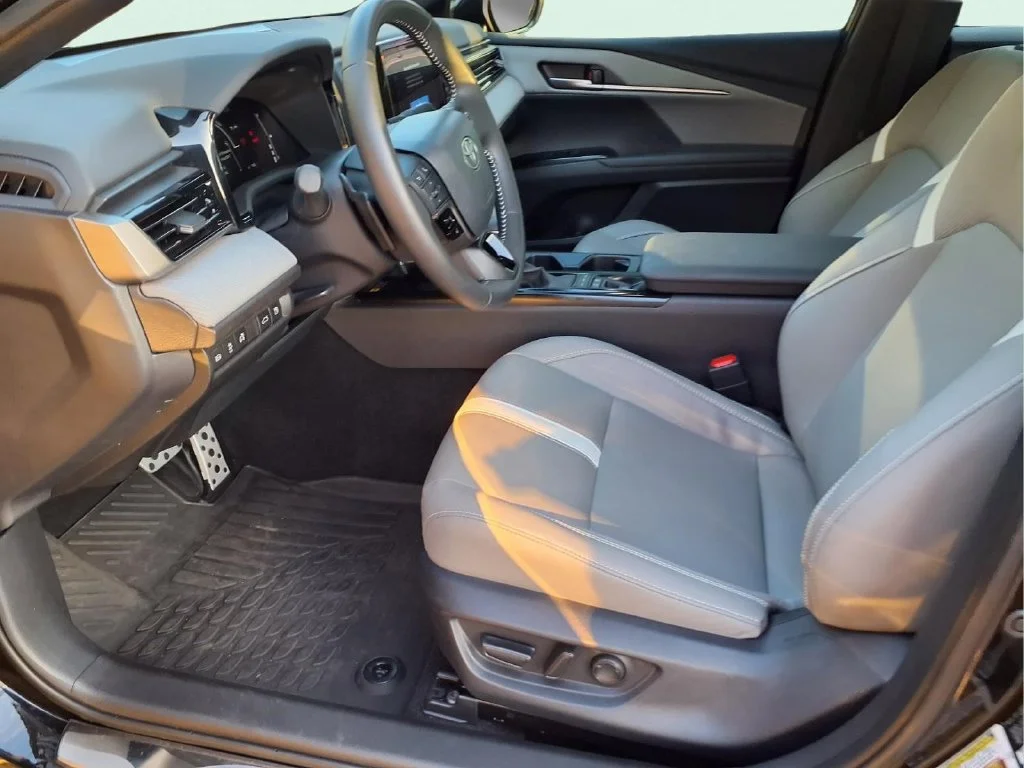 Used 2025 Black Toyota SE image 17